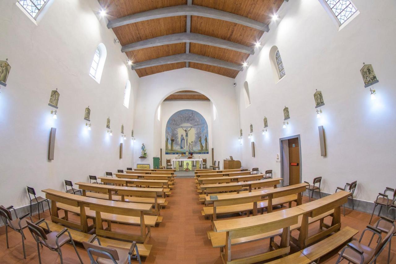 Casa Perferie “Pastor Angelicus” Hotel Ла Верна Екстериор снимка