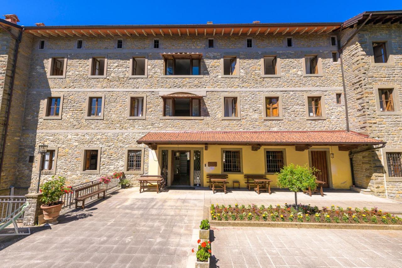 Casa Perferie “Pastor Angelicus” Hotel Ла Верна Екстериор снимка